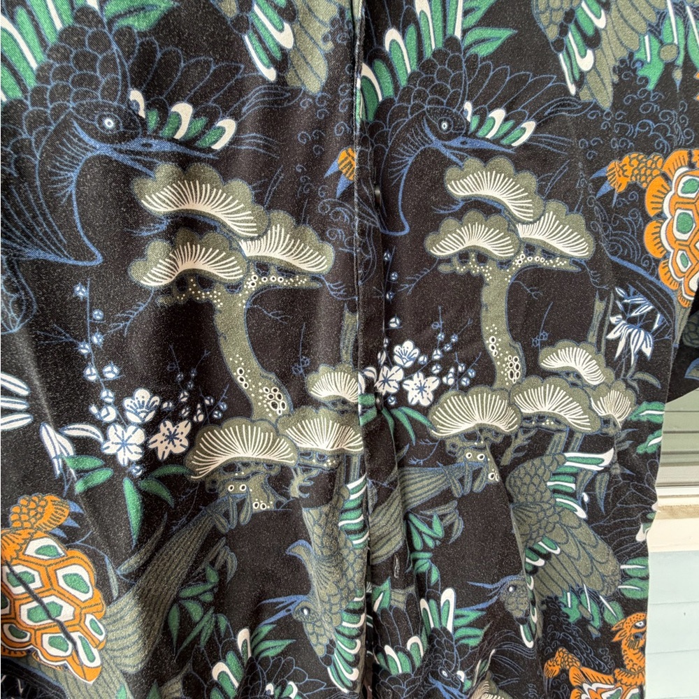 H&M Black Short-Sleeve Printed Shirt Jacket with Green & Gold Accents